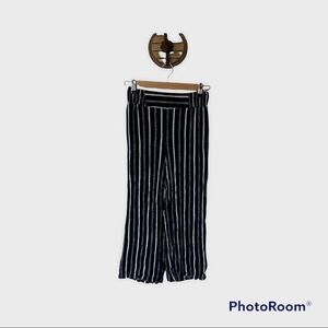 ❤️Full Tilt Black & White Stripe Wide Leg Pants (XS)